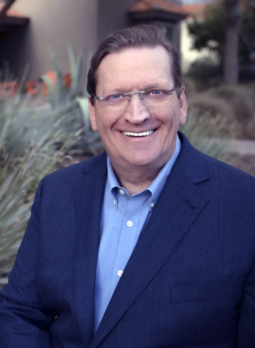 Robb Vaules — author photo by Jennifer McDowell.